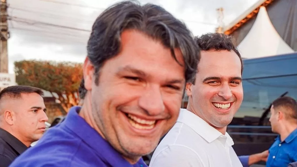 Lucas Ribeiro liga para Leo Bezerra e oferece apoio a João Pessoa após fortes chuvas