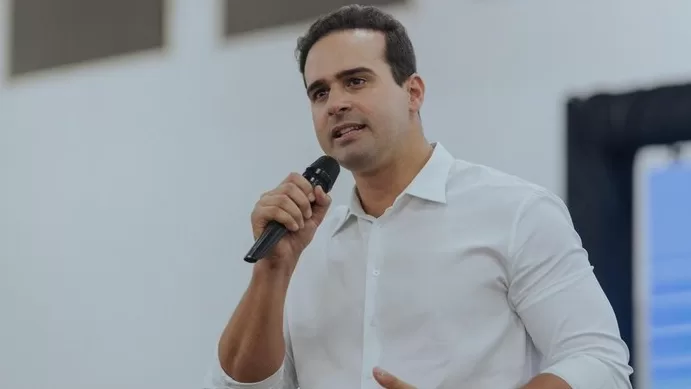 Lucas Azevedo