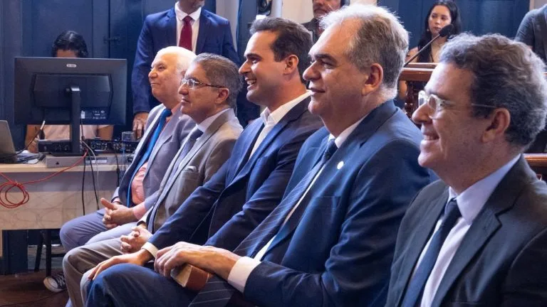 Lucas Ribeiro participa de sessão especial sobre os 94 anos da Justiça Eleitoral na PB