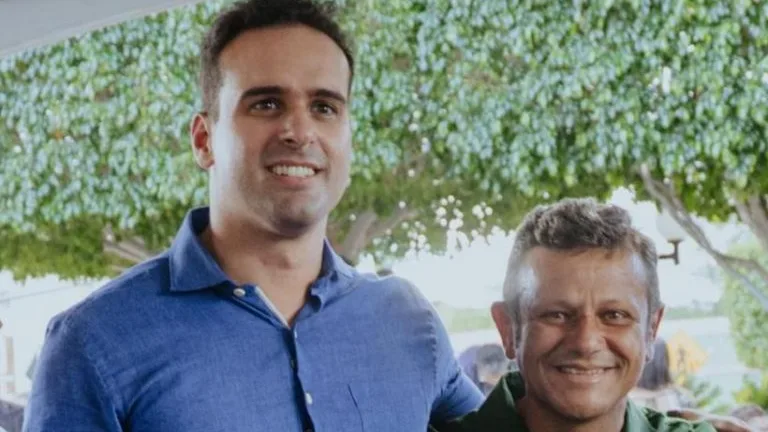 Lucas Ribeiro recebe apoio do prefeito Juliano