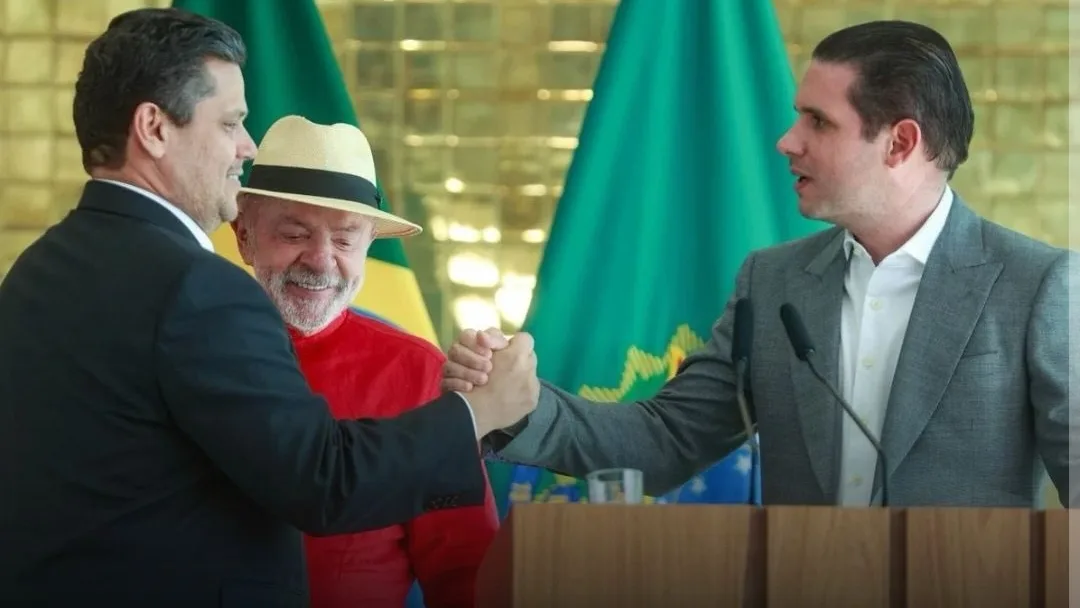 Lula faz história, mas terá país dividido e oposição no Congresso