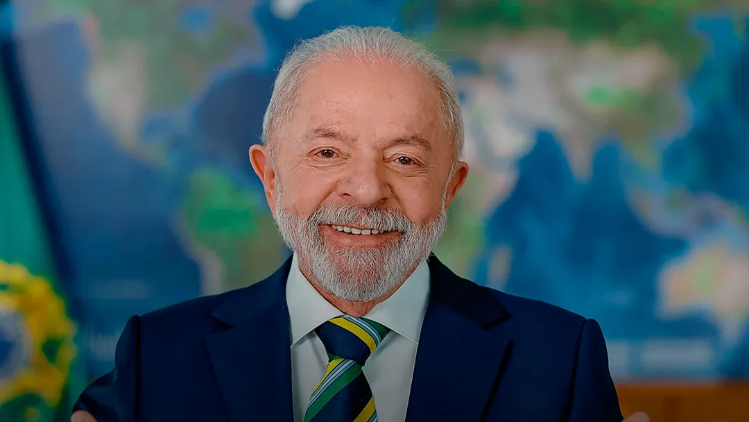 Lula promete ônibus de graça nos fins de semana no Brasil inteiro