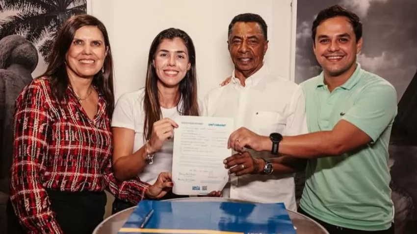 Maria Porto, primeira-dama de Bananeiras, se filia ao União Brasil e disputará vaga na ALPB