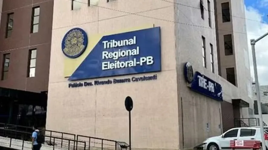 MILÍCIA DIGITAL: Justiça manda a Meta excluir todos os comentários de perfis criados por robôs para agredir Veneziano no Instagram