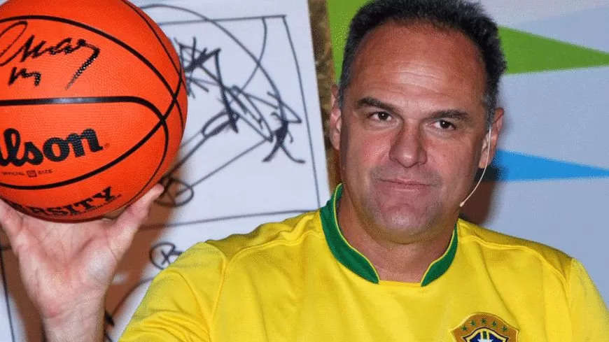 Morre Oscar Schmidt, brasileiro lenda do basquete mundial