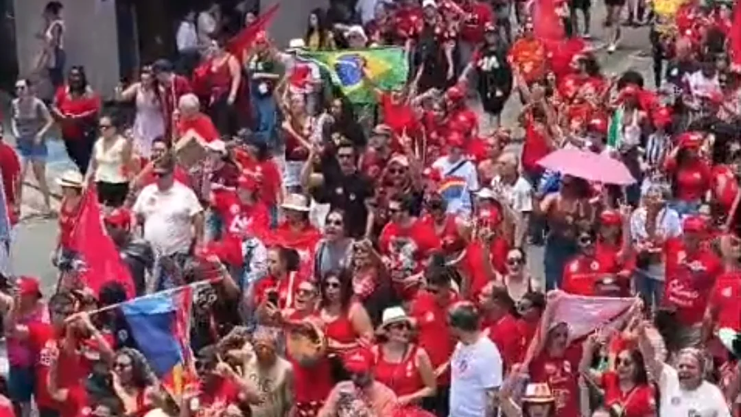 MOVIMENTOS SINDICAIS, SOCIAIS E ESTUDANTIS REALIZAM MOBILIZAÇÃO POLÍTICA COM PÚBLICO RECORDE EM CAMPINA GRANDE