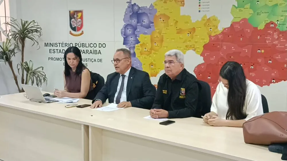 MP-Procon interdita um restaurante e reinterdita outros dois durante operação em Bananeiras