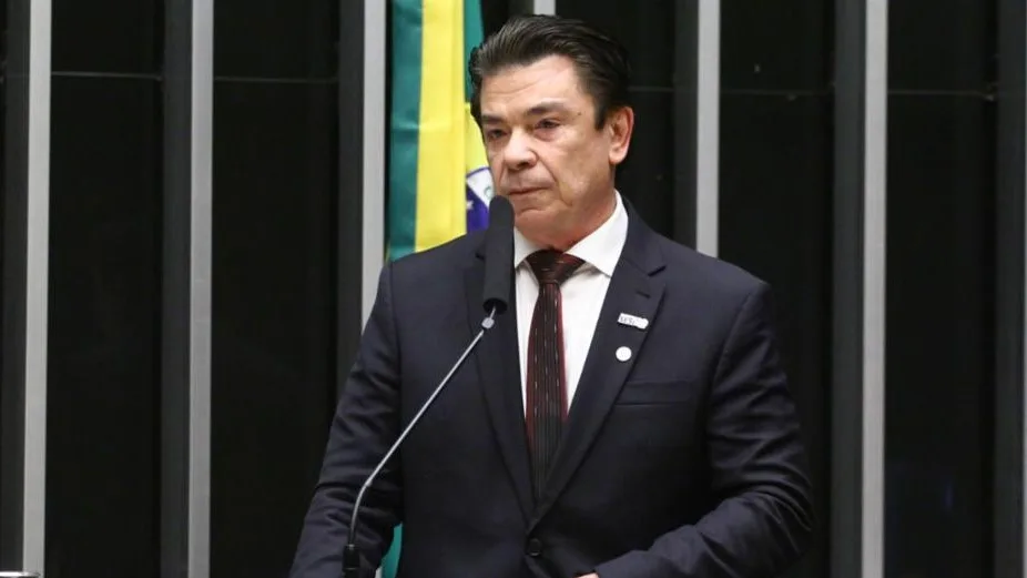 Na Câmara dos Deputados, Cassiano Pereira destaca legado do SESI durante sessão solene pelos 80 anos da instituição