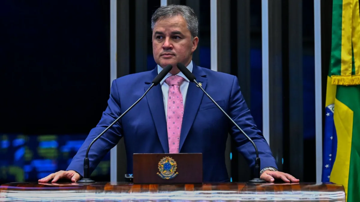 Efraim cobra transparência sobre leilão da Cagepa