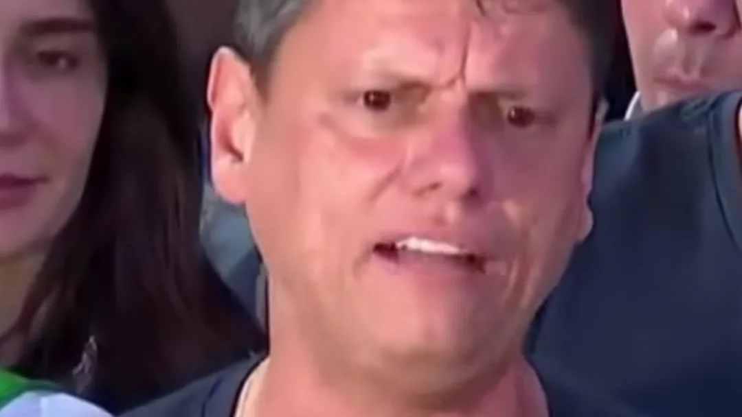 “NÃO VAI HAVER DESMOBILIZAÇÃO" PARA ELEGER FLÁVIO BOLSONARO