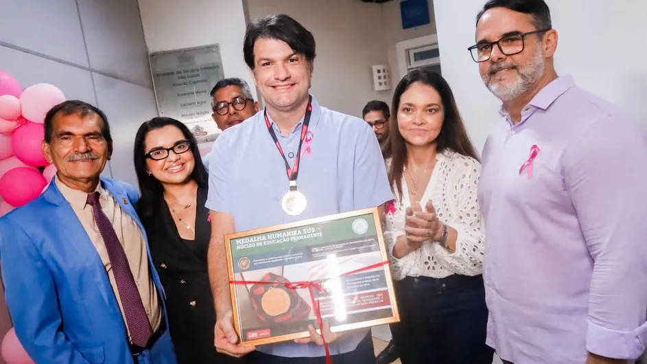 No Santa Isabel: Leo Bezerra lança medalha para incentivar atendimento humanizado e reforça ações preventivas do Outubro Rosa