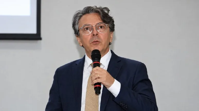 O algoritmo cobrou a conta: Alek Maracajá já apontava a fraqueza digital de Lula