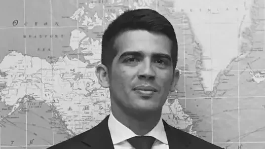 Paraibano pode assumir interinamente a articulação política do governo Lula após saída de Gleisi