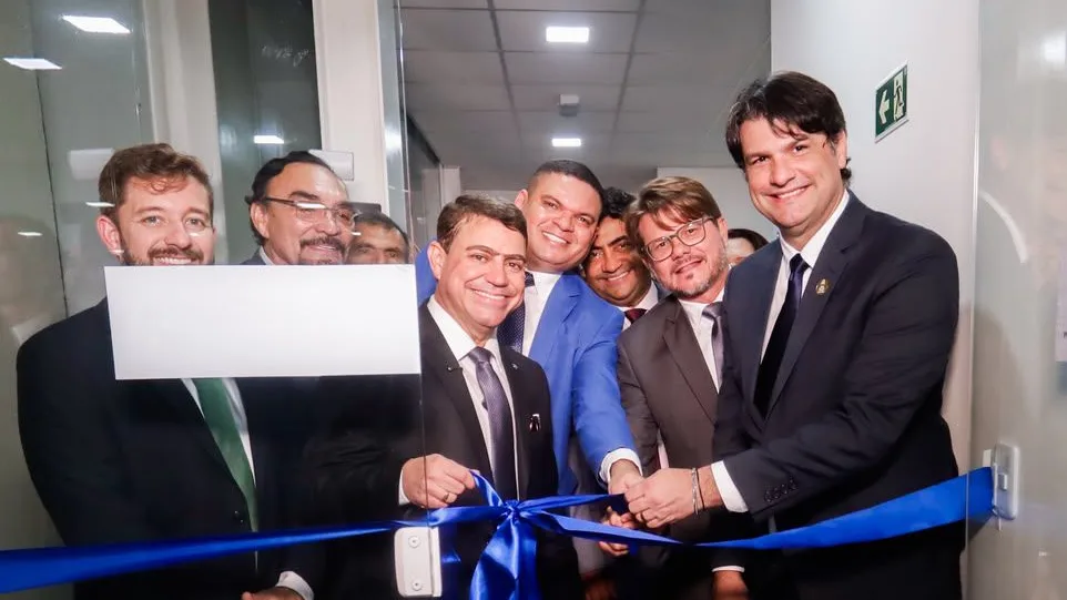 Parceria institucional Leo Bezerra destaca valorização do Centro Histórico com inauguração da nova sede da Câmara Municipal