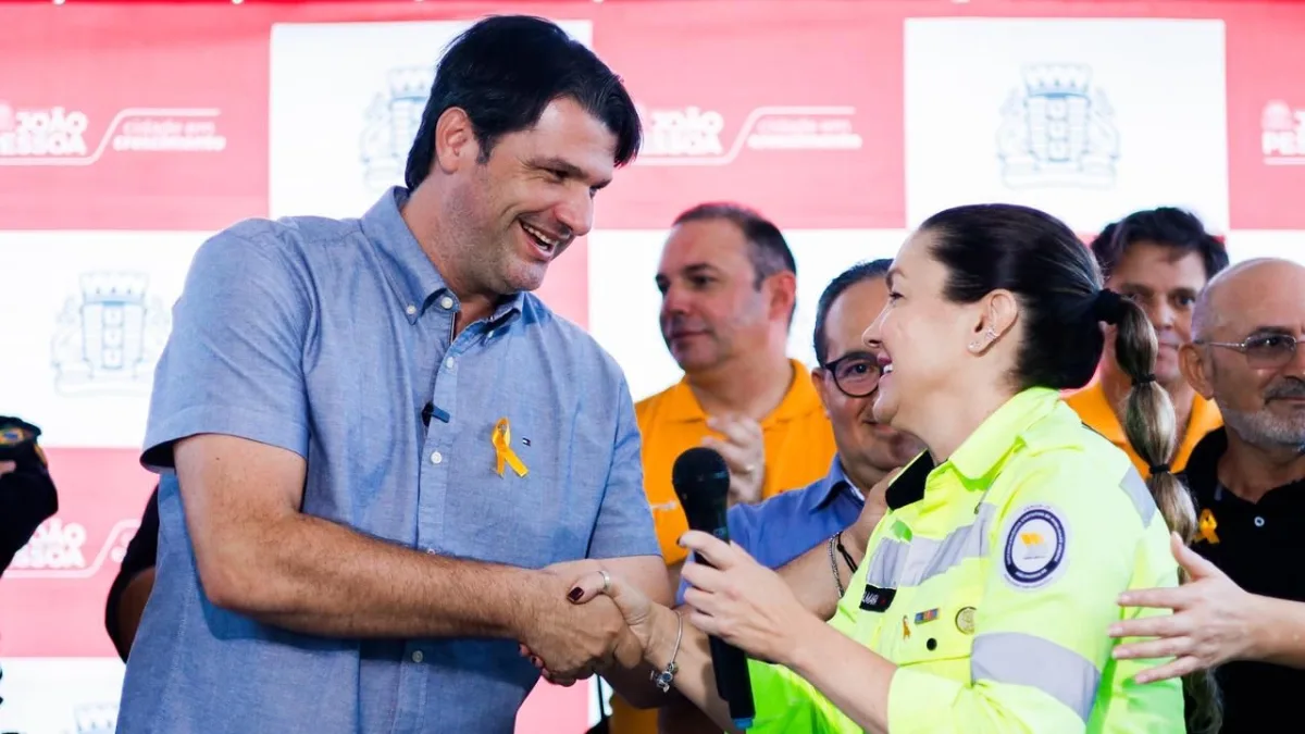Paz no trânsito Leo Bezerra inicia Maio Amarelo e defende ações integradas pela segurança viária