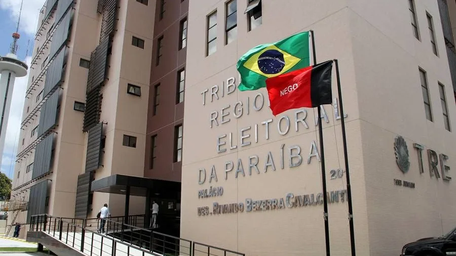 Por unanimidade, TRE-PB confirma legalidade da eleição de Cícero Lucena e Leo Bezerra e rejeita ações de Queiroga e Ruy Caneiro