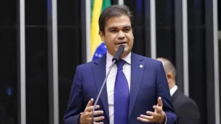 Projeto de Mersinho Lucena sobre tratamento da obesidade ganha destaque com anúncio de Lula
