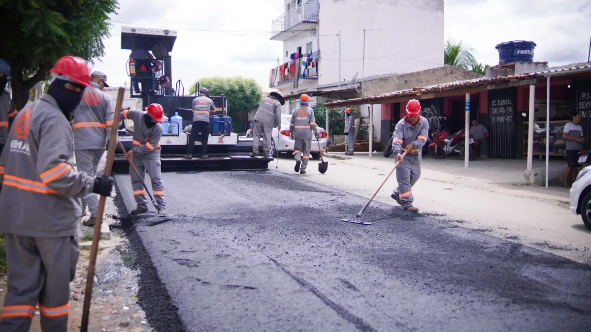 Recapeamento asfáltico chega à Zona Sul de Patos com avanço das obras em mais de 30 ruas