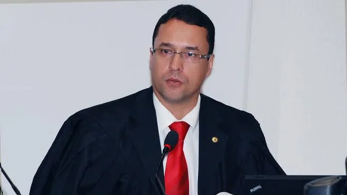 Rodrigo Marques toma posse no TRE-PB em solenidade prestigiada por autoridades