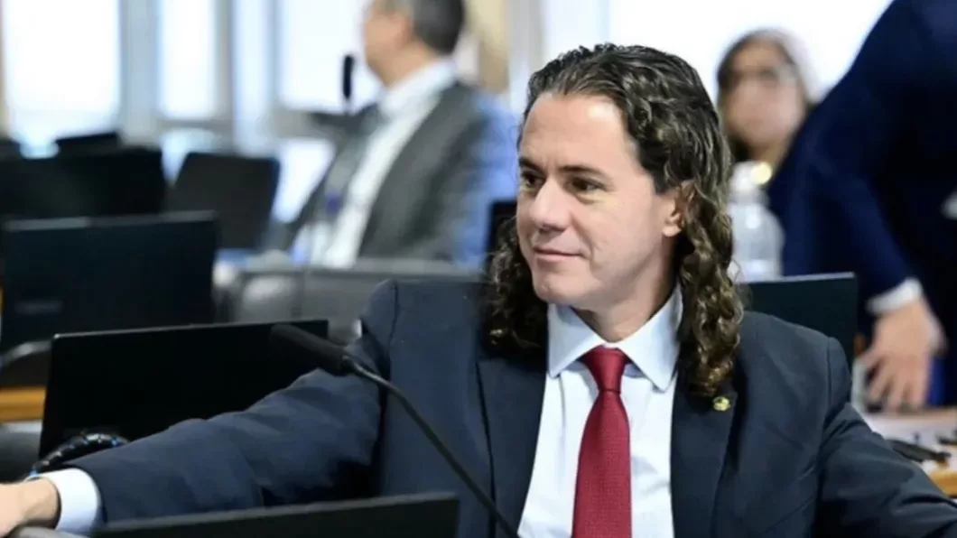 Senado aprova Projeto relatado por Veneziano que garante ajuda de custo para paciente SUS fora de seu município