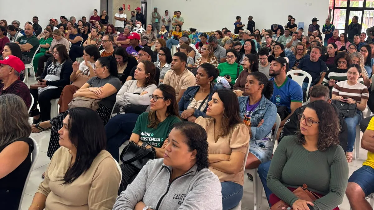Sintab faz balanço da greve em assembleia e convoca servidores para caminhada no Centro amanhã