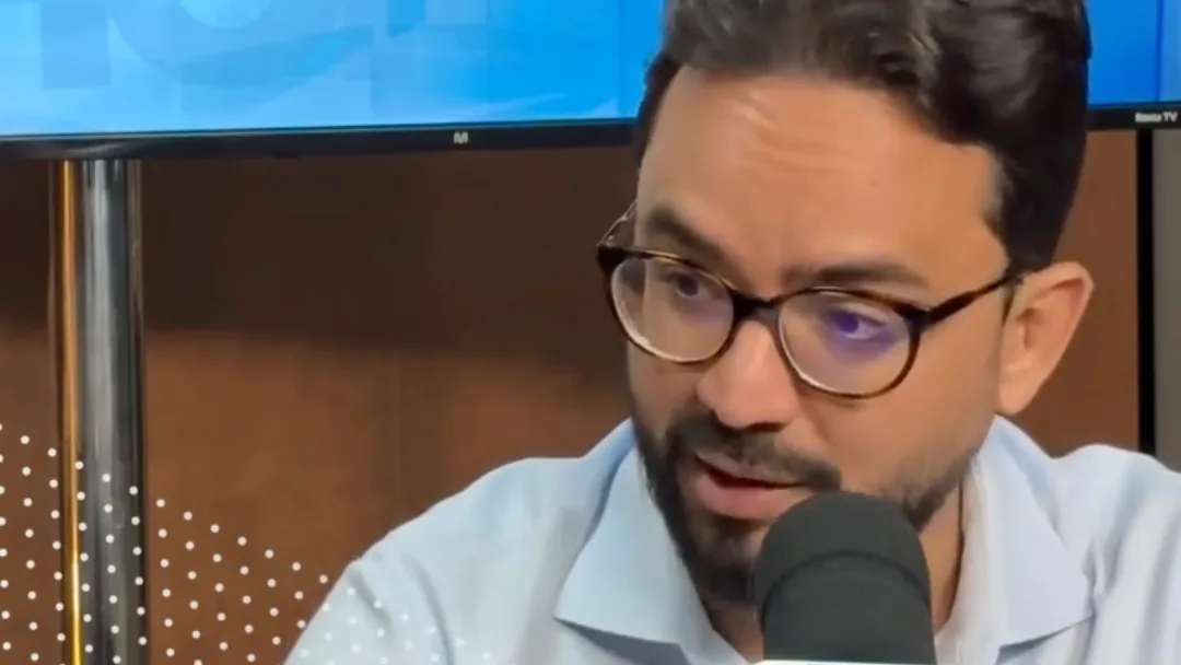 Tibério cita 'erro' do PSB em apoiar Cícero em 2024 e prega partido disputando em PMJP em 2028