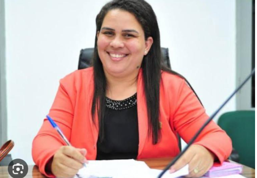 Luciene Gomes.