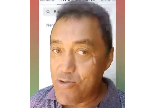VÍDEO / O CARA É UM SUCESSO: Blog do Martins da Cachoeira anuncia o divórcio político nas redes sociais
