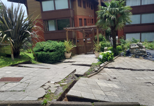 URGENTE / VÍDEOS: Rachaduras fazem bairro ser evacuado em Gramado, no RS