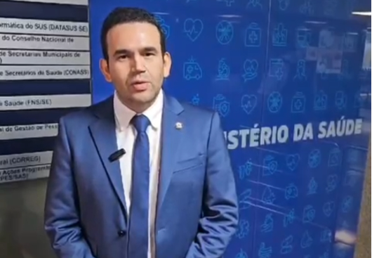 Secretário de Saúde do Estado, Dr. Jhony Bezerra.