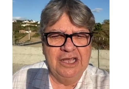 Governador da Paraíba João Azevedo.