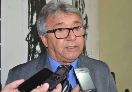 Nelson sobe o tom, nega qualquer ligação com Bruno Cunha Lima e dispara: