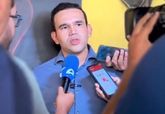 Secretário de Saúde do Estado, Dr. Jhony Bezerra.