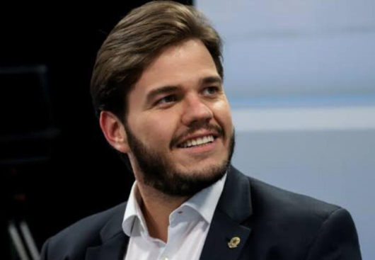 SOB INTENSA PRESSÃO: Bruno Cunha Lima revoga o “polêmico” decreto de carnaval