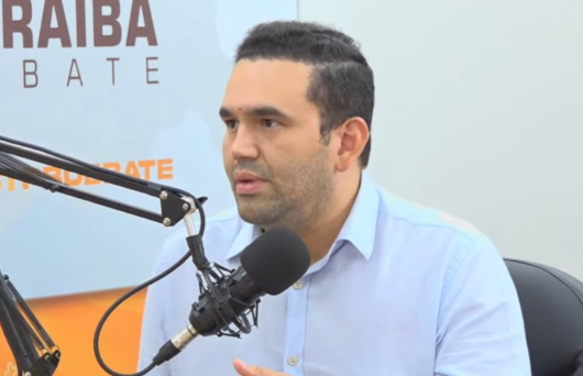 Secretário de Saúde do Estado, Dr. Jhony Bezerra.