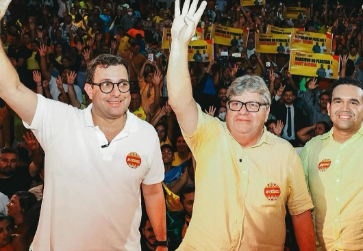 Governador da Paraíba João Azevedo.