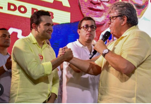 Governador da Paraíba João Azevedo.