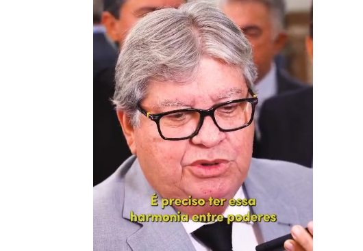 Governador da Paraíba João Azevedo.
