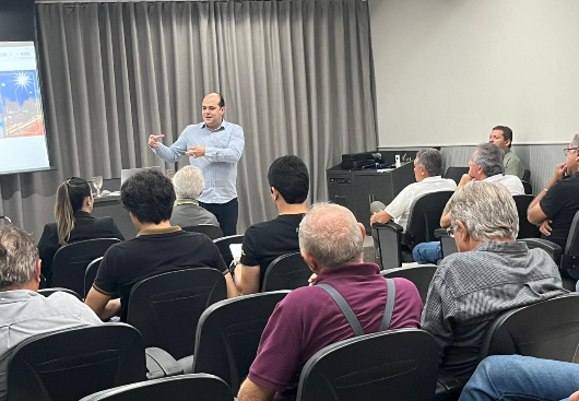 Advogado André Ribeiro.
