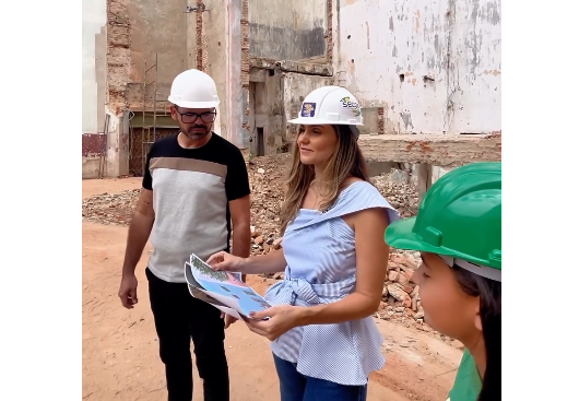 Primeira-dama Juliana Figueirêdo Cunha Lima apresenta obra do Capitólio
