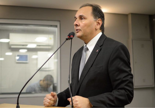 Manoel Ludgerio.