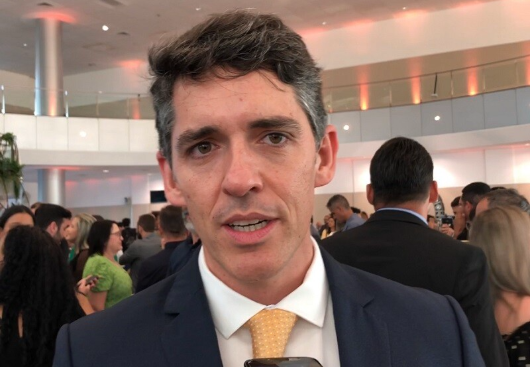 Tovar Correia Lima.