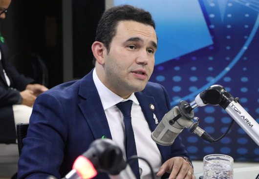 EM CIMA DA NOTÍCIA: 'Jhony Bezerra manda o recado: “PSB não abrirá mão de participação na chapa majoritária em Campina Grande'