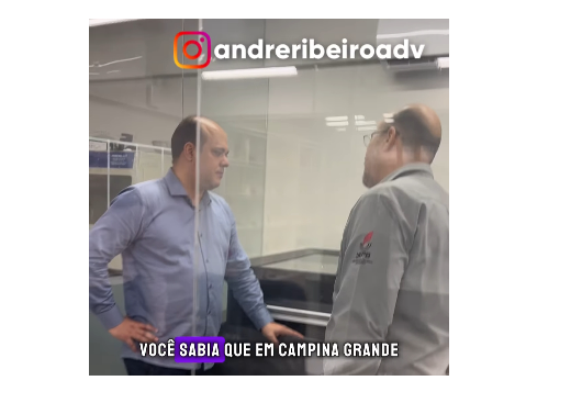 Advogado André Ribeiro.