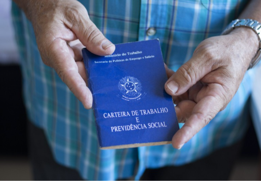 MAURÍLIO JÚNIOR: ' João Pessoa abre mais de 1 mil vagas de emprego em fevereiro; Campina segue no vermelho'