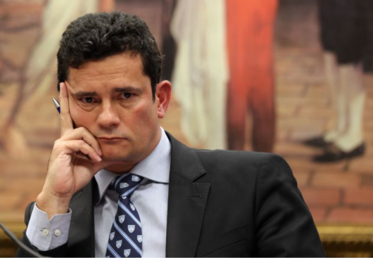 SUETONI: ' De julgador ao banco dos réus: Sérgio Moro começa a ser julgado e deve perder o mandato e ficar inelegível'