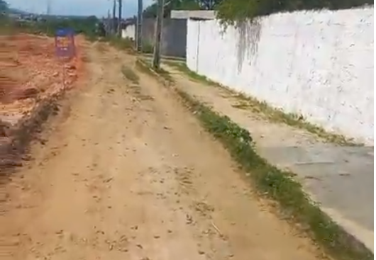 DENUNCIA contra gestão de Bruno Cunha Lima: Morador mostra que bairros estão abandonados - CAOS EM CAMPINA