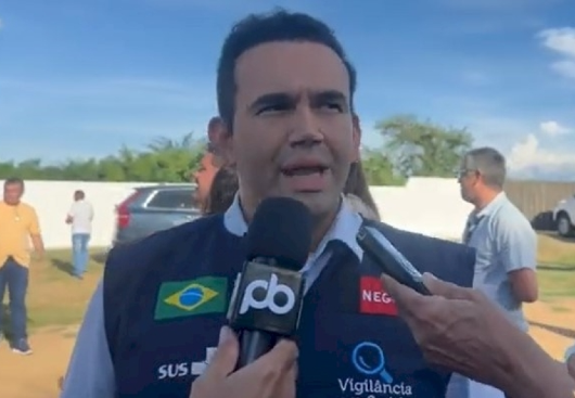Secretário de Saúde do Estado, Dr. Jhony Bezerra.