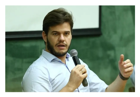 Bruno Cunha Lima.