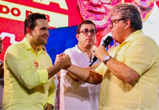 Governador da Paraíba João Azevedo e vice-governador Lucas Ribeiro.